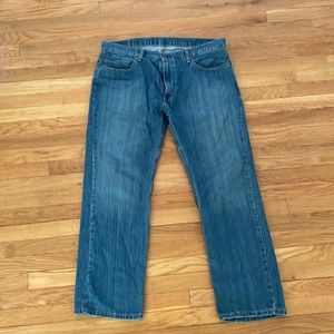Levi Men’s jeans   W38 L32